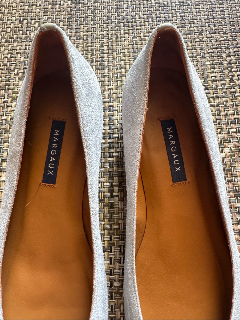 Margaux light gray suede Classic ballet flats size 8.5 - Picture 2 of 7